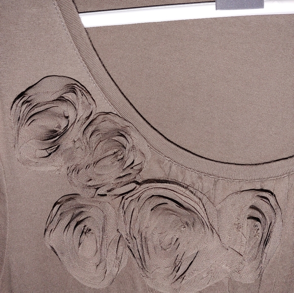 T shirt - Picture 2 of 3